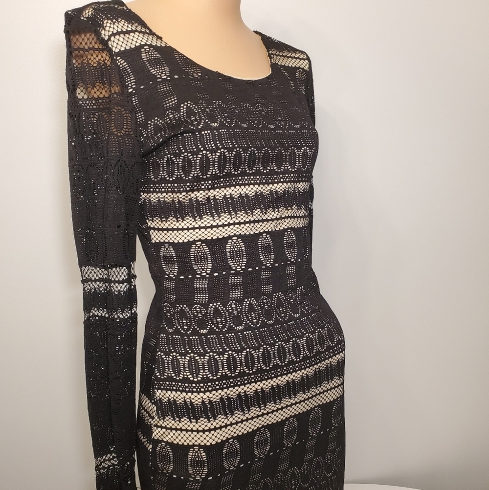 Windsor Black Lace Mini Dress w/see-Through Arms - Picture 4 of 5